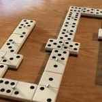 bermain judi domino online